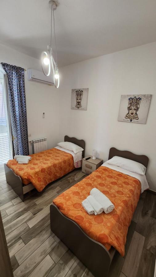 קטאניה Casalaina Palace מראה חיצוני תמונה